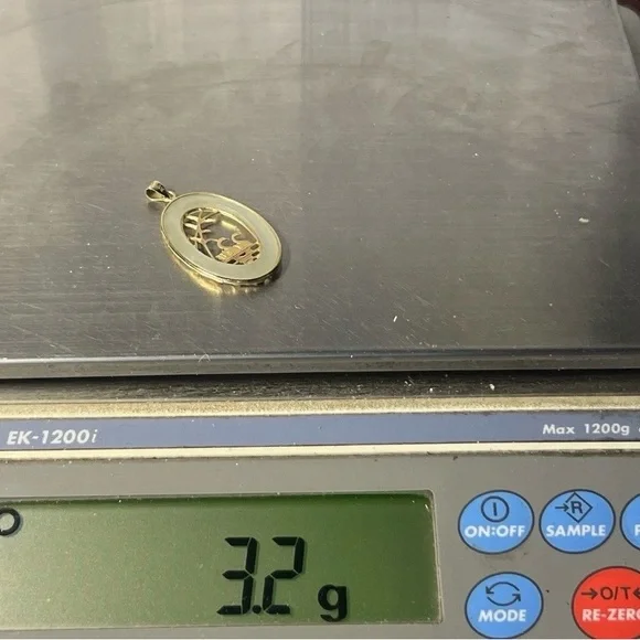 Vtg 14K Yellow Gold Jade Swan Pendant Asian Landscape Bamboo Openwork Oval 3.2g - Picture 10 of 10